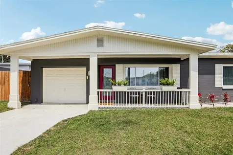 8541 75th Place Seminole FL 33777