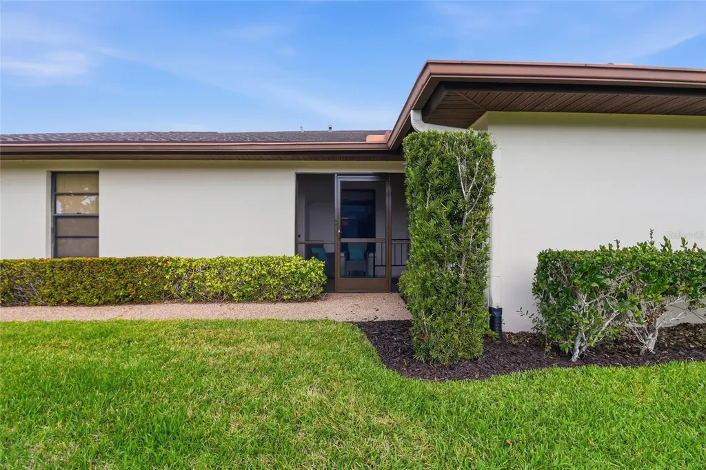 7427 Carnoustie Drive Sarasota FL 34238