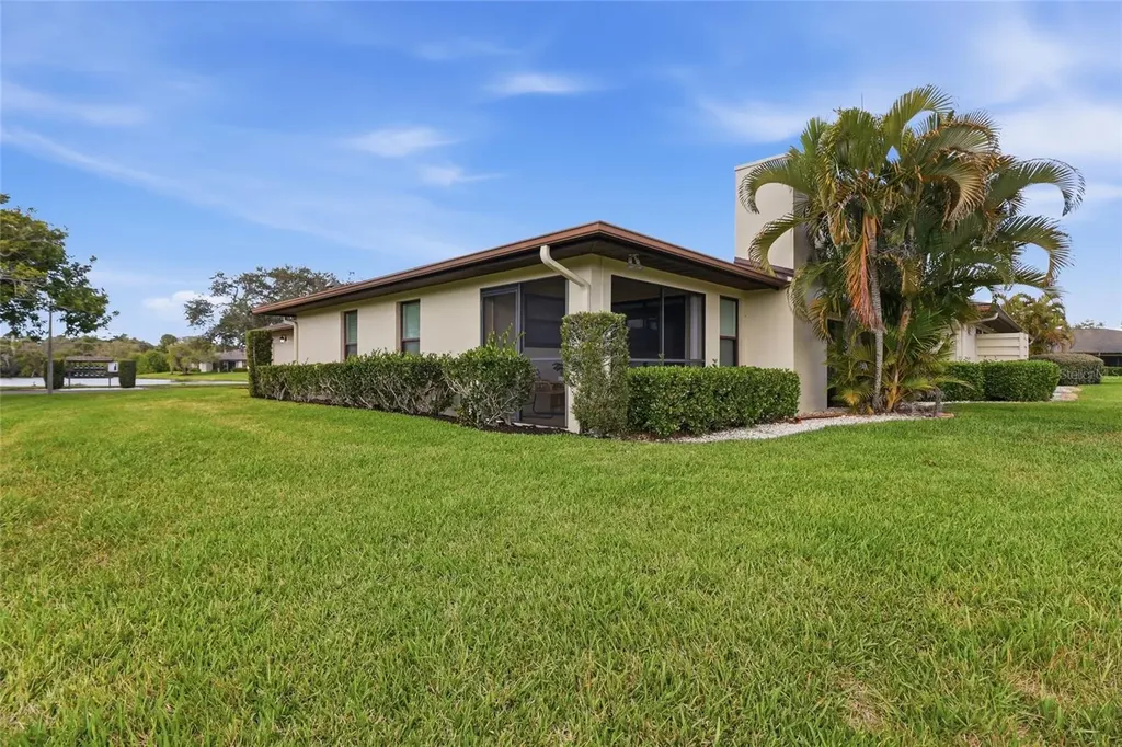 7427 Carnoustie Drive Sarasota FL 34238