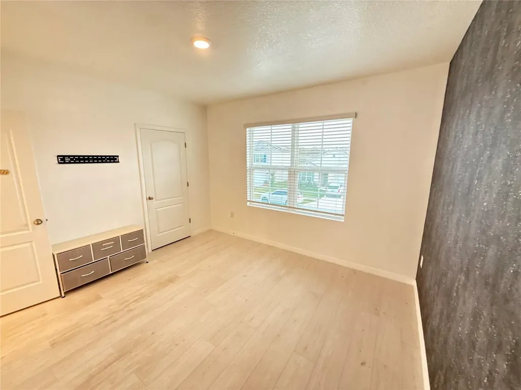 2731 House Finch Road Harmony FL 34773