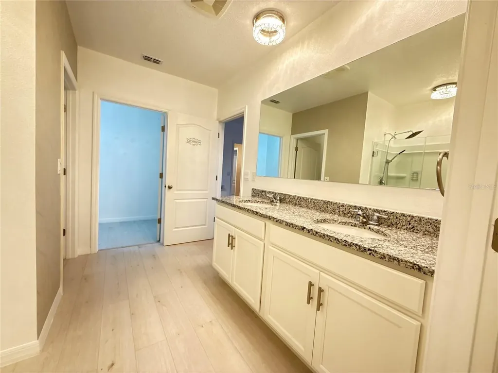 2731 House Finch Road Harmony FL 34773