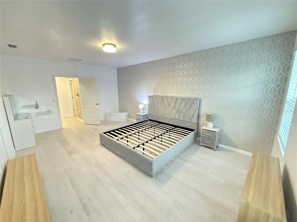 2731 House Finch Road Harmony FL 34773
