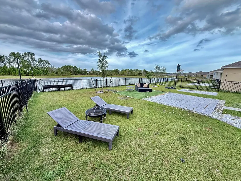 2731 House Finch Road Harmony FL 34773