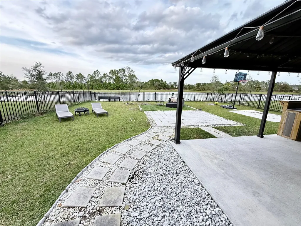 2731 House Finch Road Harmony FL 34773