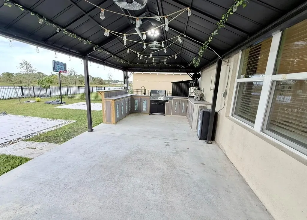 2731 House Finch Road Harmony FL 34773