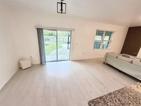 2731 House Finch Road Harmony FL 34773