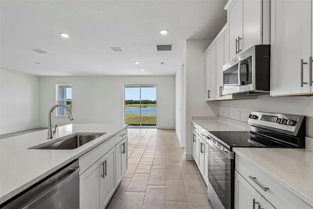 5024 Salado Drive St Cloud FL 34771