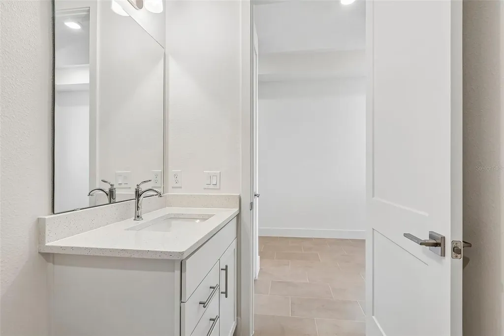 5024 Salado Drive St Cloud FL 34771