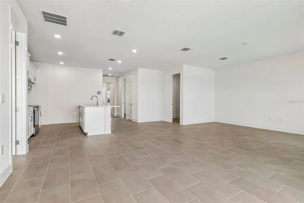 5024 Salado Drive St Cloud FL 34771