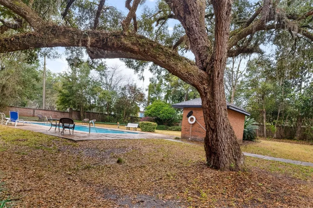 809 NW 42nd Terrace Gainesville FL 32605