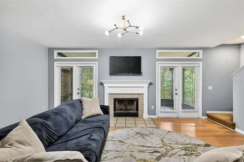 809 NW 42nd Terrace Gainesville FL 32605