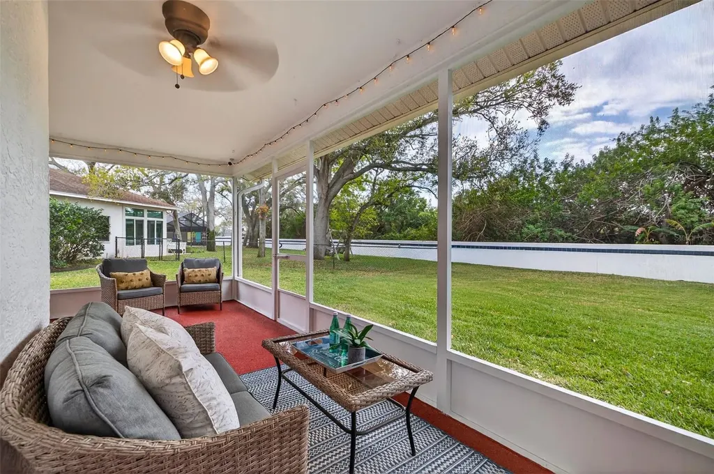 1700 Glen Lakes Boulevard N St Petersburg FL 33702