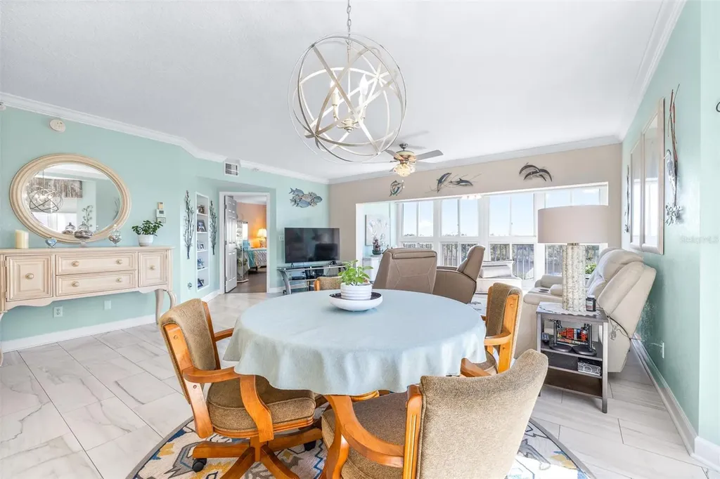 6399 Shoreline Drive St Petersburg FL 33708