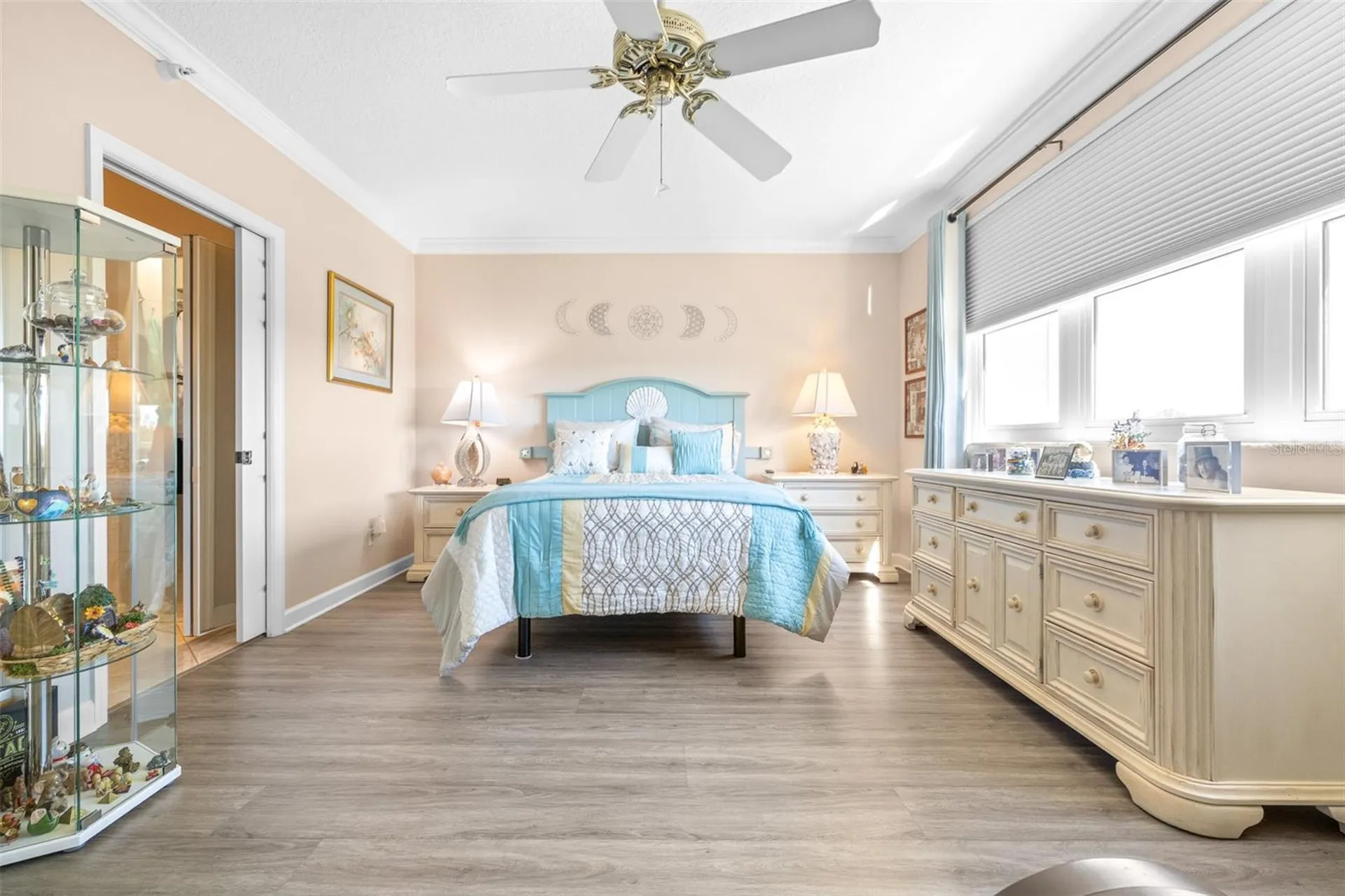 6399 Shoreline Drive St Petersburg FL 33708