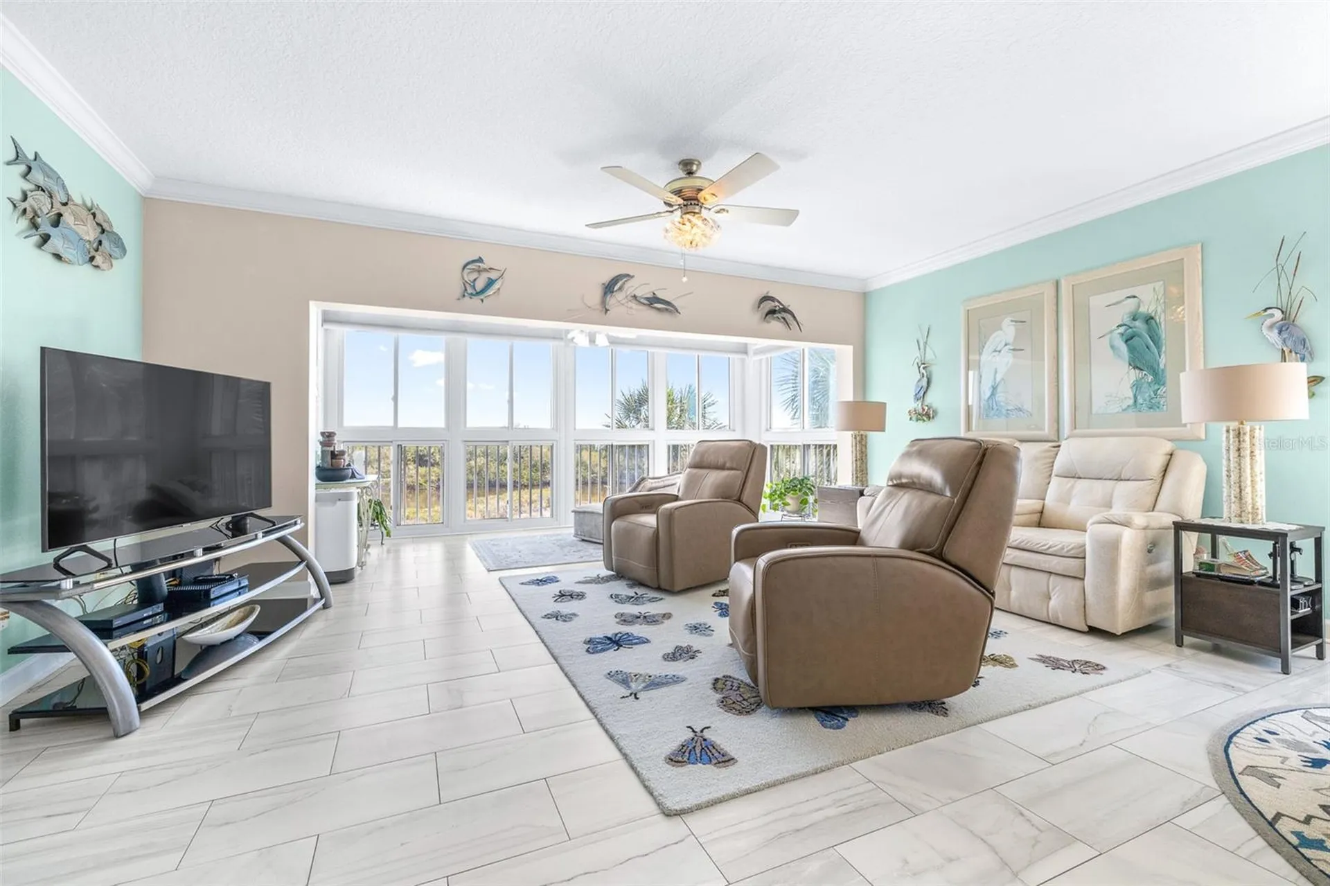 6399 Shoreline Drive St Petersburg FL 33708