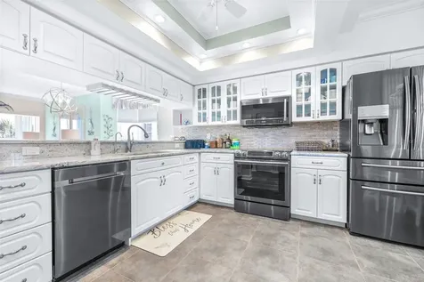 6399 Shoreline Drive St Petersburg FL 33708