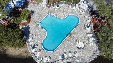 6399 Shoreline Drive St Petersburg FL 33708