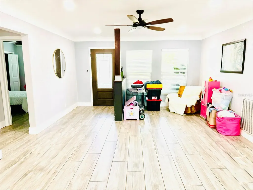 8280 32nd Avenue N St Petersburg FL 33710