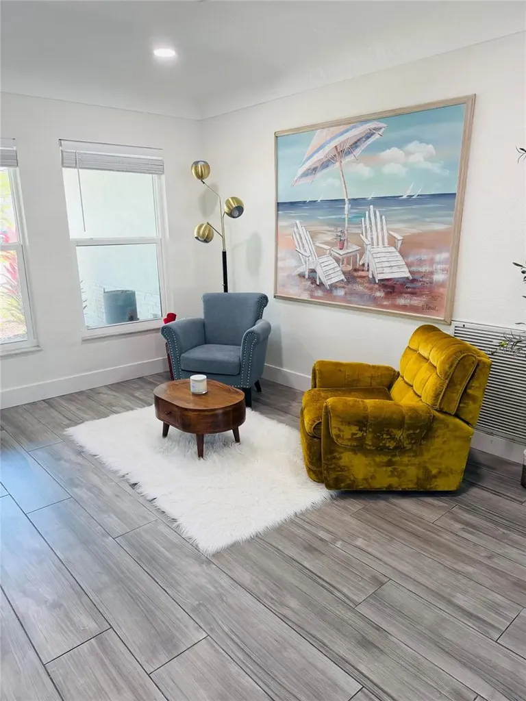 8280 32nd Avenue N St Petersburg FL 33710
