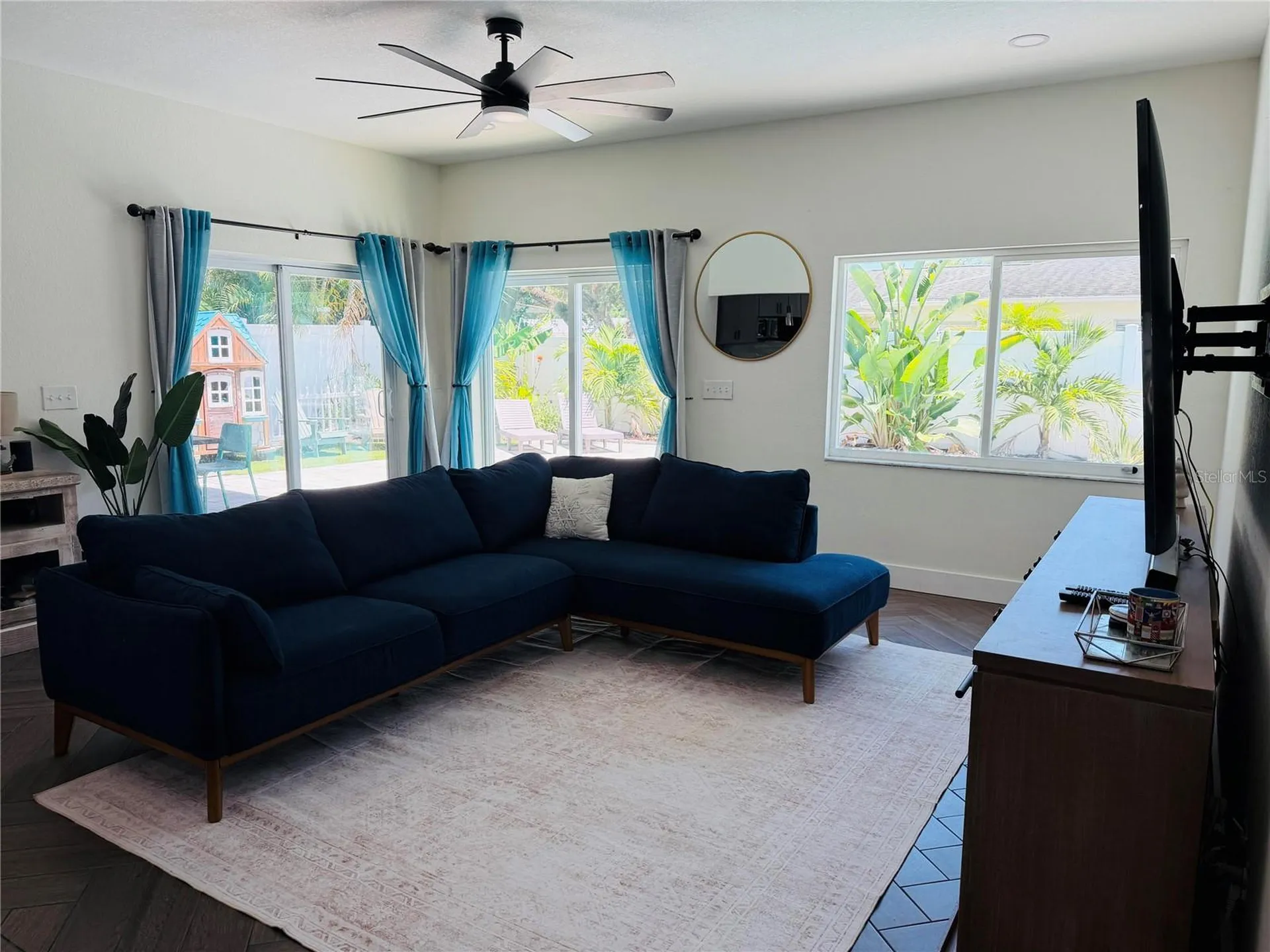 8280 32nd Avenue N St Petersburg FL 33710