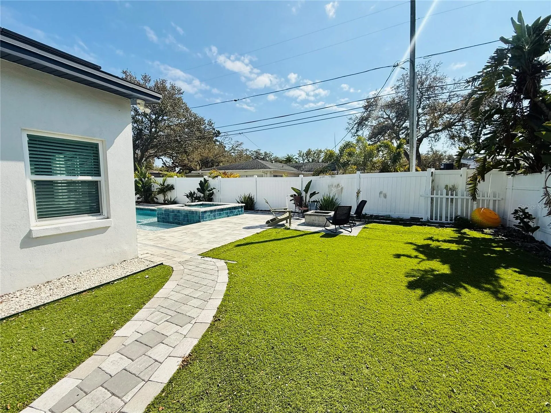 8280 32nd Avenue N St Petersburg FL 33710