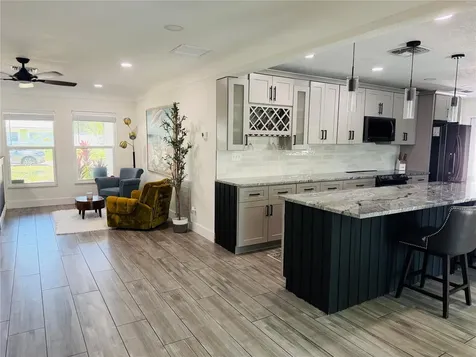 8280 32nd Avenue N St Petersburg FL 33710