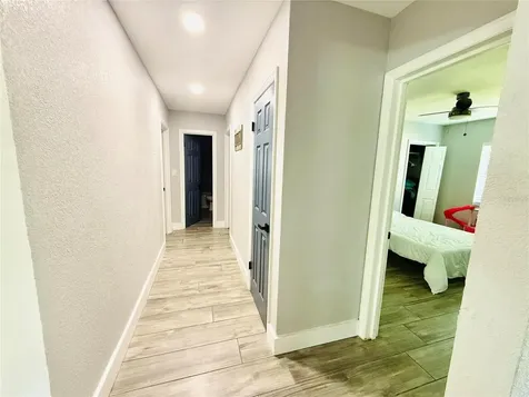 8280 32nd Avenue N St Petersburg FL 33710