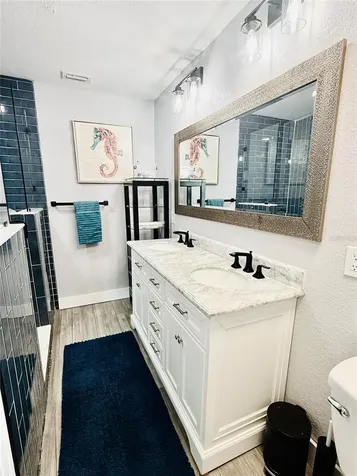 8280 32nd Avenue N St Petersburg FL 33710