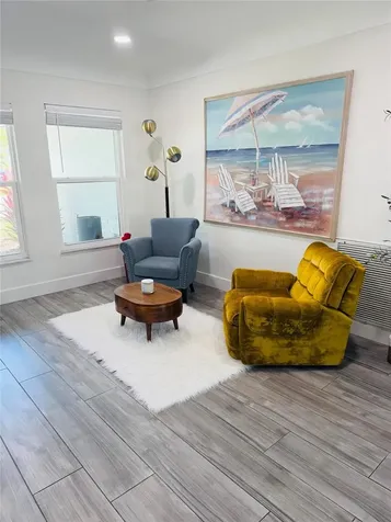 8280 32nd Avenue N St Petersburg FL 33710
