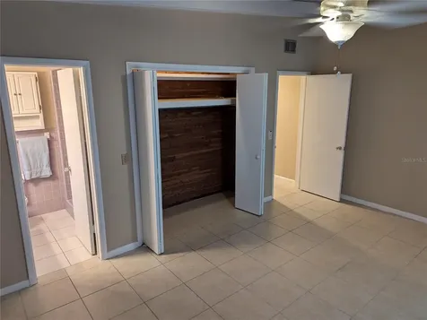 6517 Walton Way Tampa FL 33610