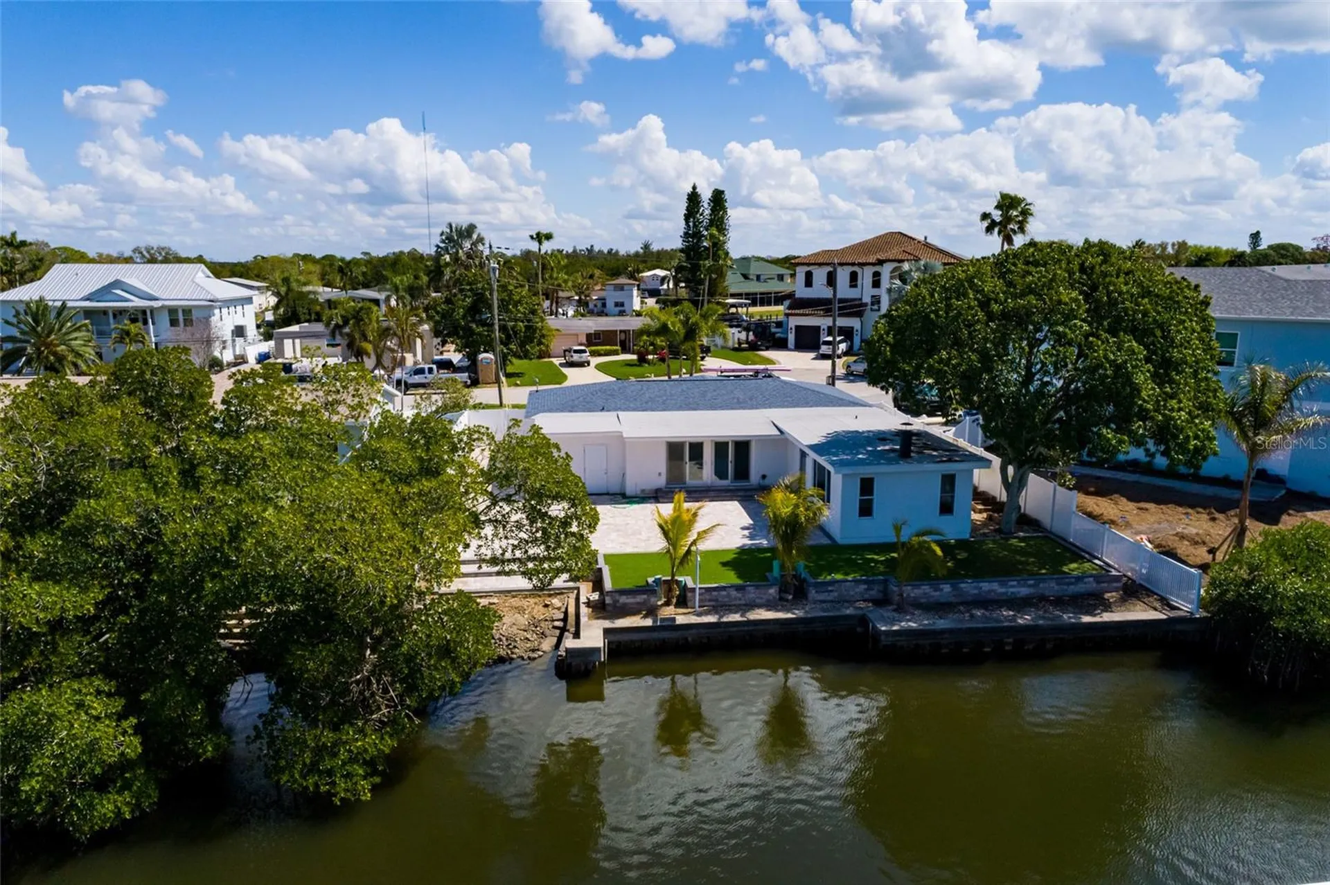 9046 Treasure Lane NE St Petersburg FL 33702