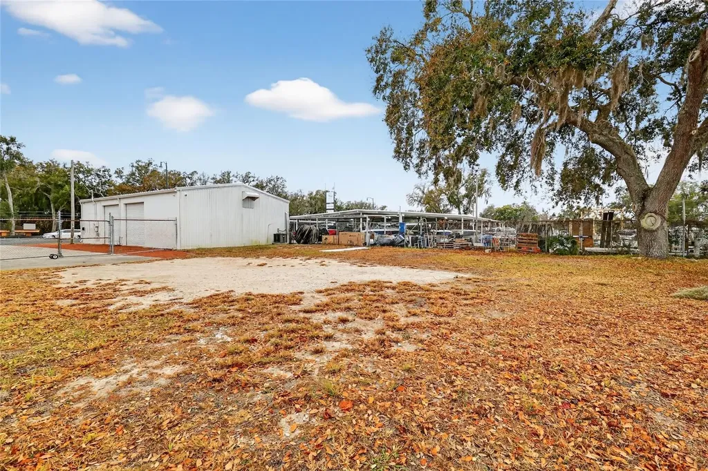 1130 E North Boulevard Leesburg FL 34748