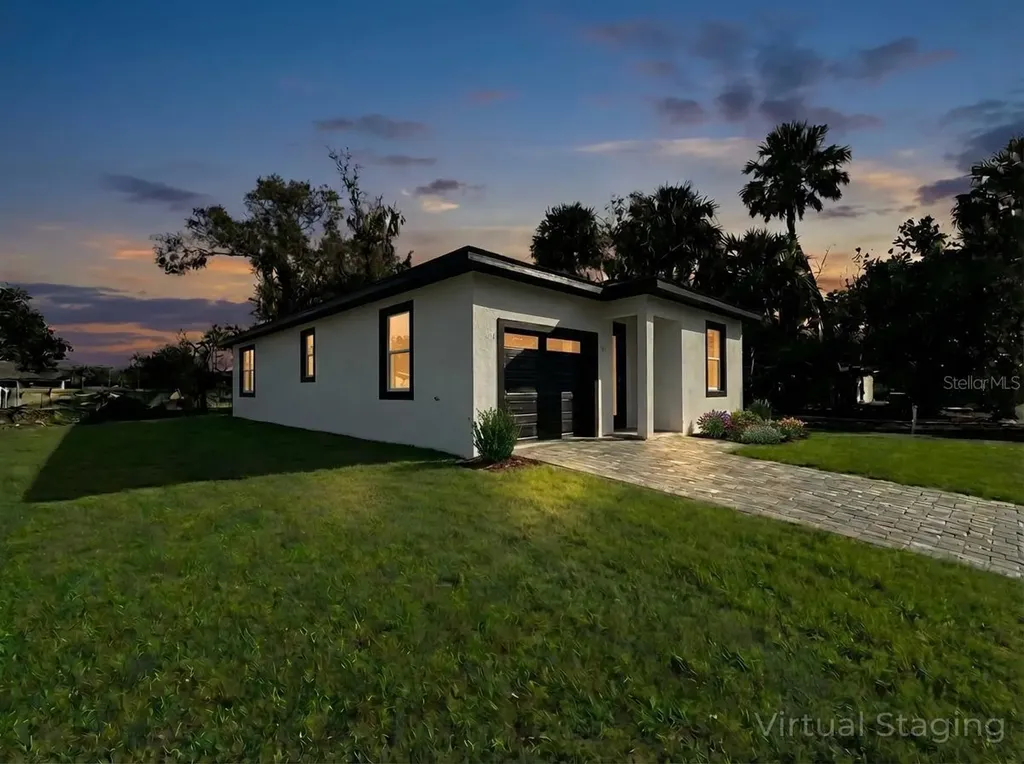 909 Pecan Avenue Sanford FL 32771