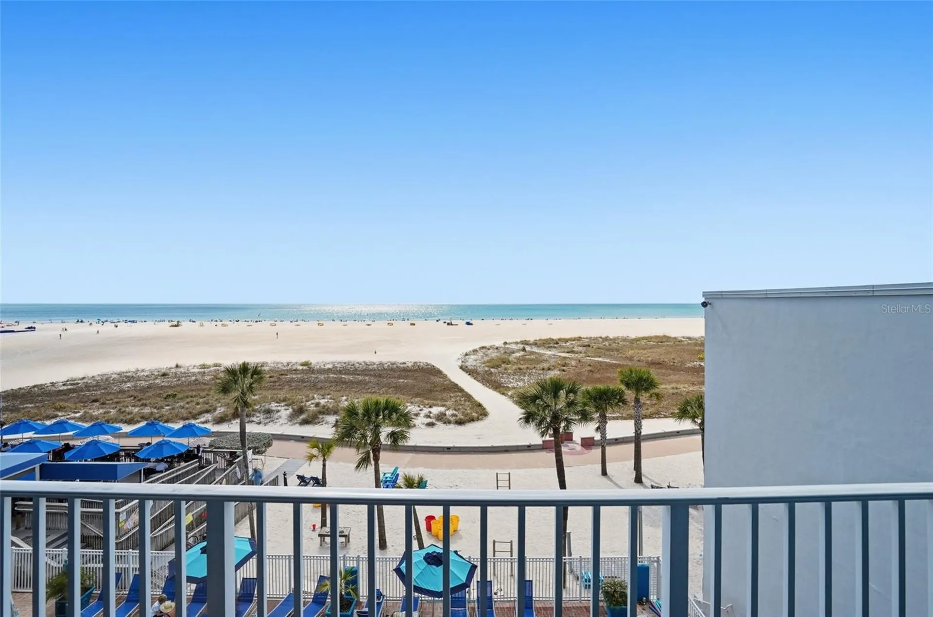 10650 Gulf Boulevard St Petersburg FL 33706