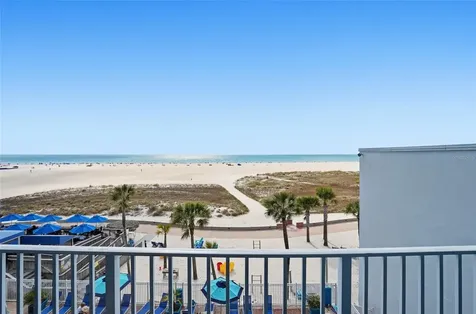 10650 Gulf Boulevard St Petersburg FL 33706