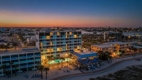 10650 Gulf Boulevard St Petersburg FL 33706