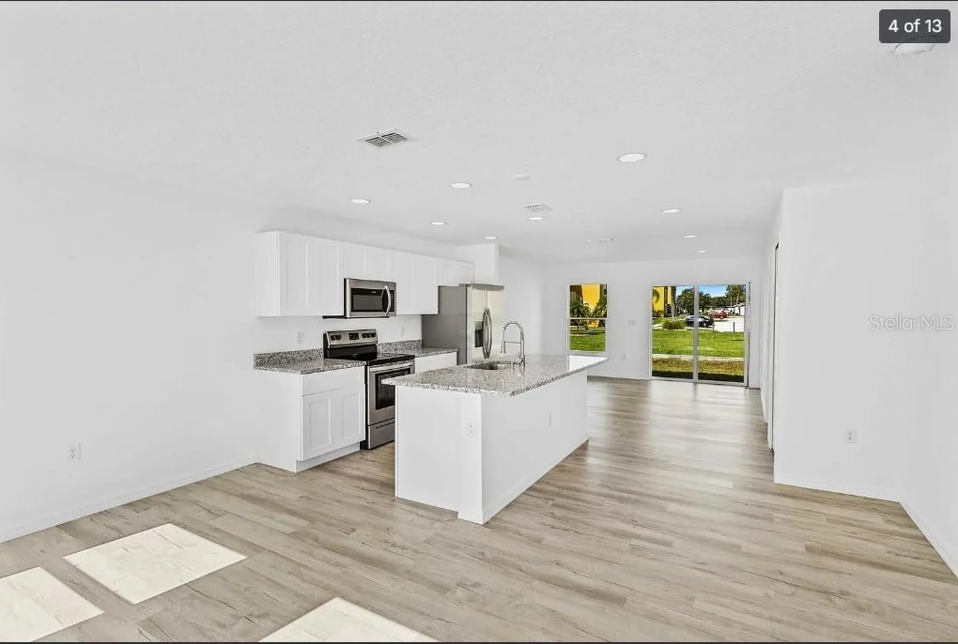 172 Bowie Lane Kissimmee FL 34743