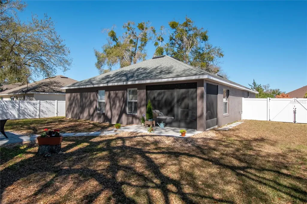2309 Angel Fish Loop Leesburg FL 34748