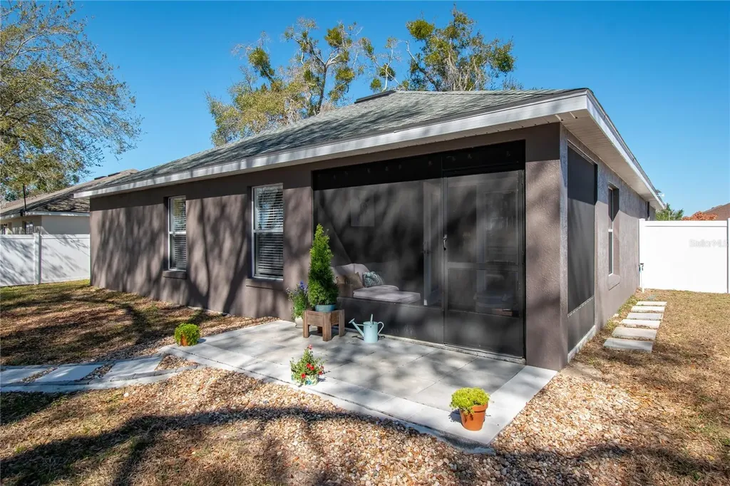 2309 Angel Fish Loop Leesburg FL 34748