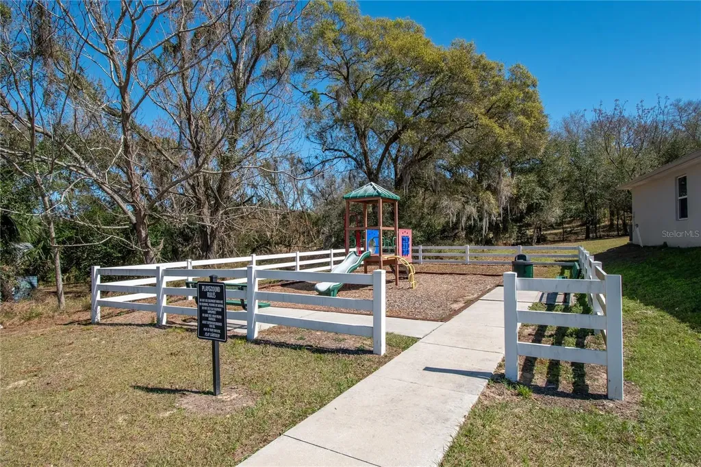 2309 Angel Fish Loop Leesburg FL 34748