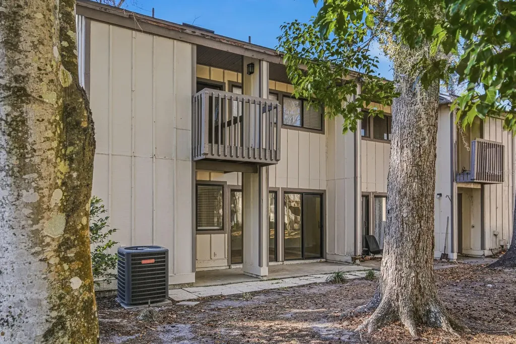 5528 SW 4th Place Gainesville FL 32607