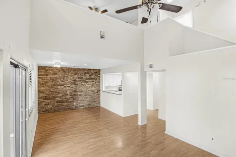 5528 SW 4th Place Gainesville FL 32607