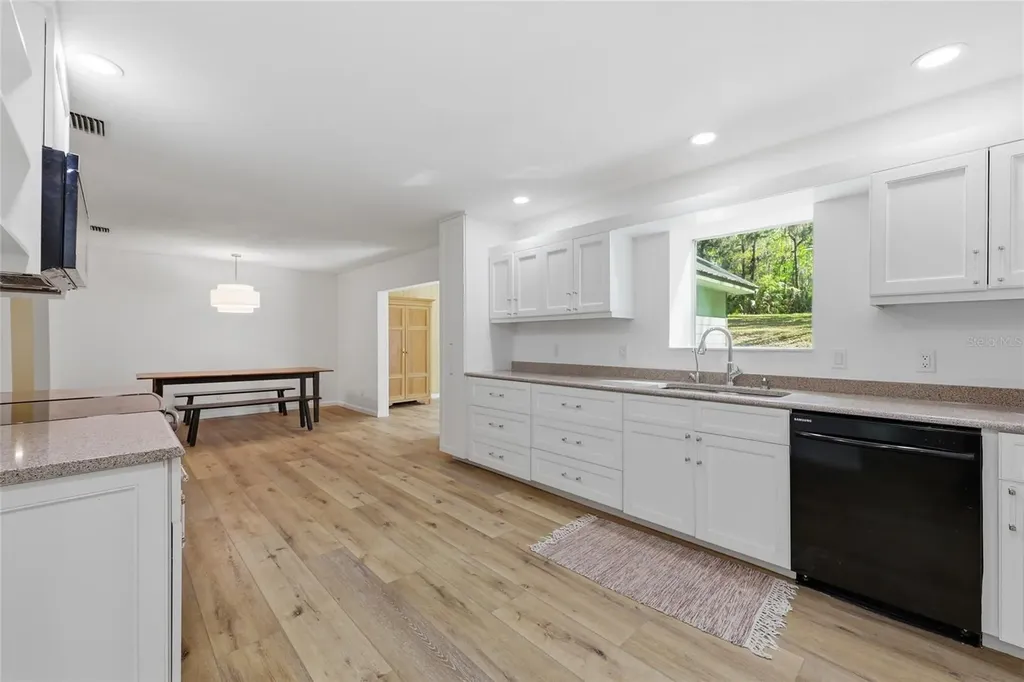 8856 NW 230th Street Micanopy FL 32667