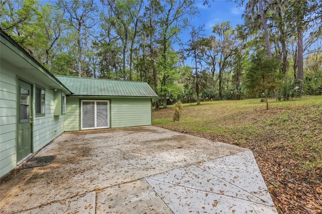 8856 NW 230th Street Micanopy FL 32667