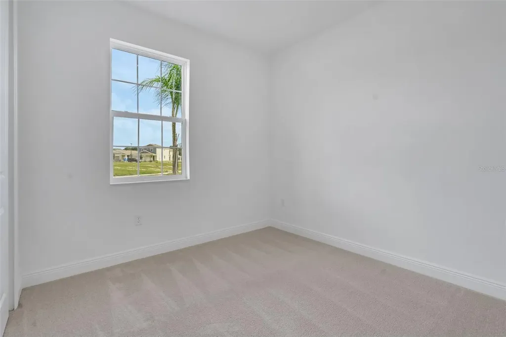1018 Swamp Chestnut Loop Lady Lake FL 32159
