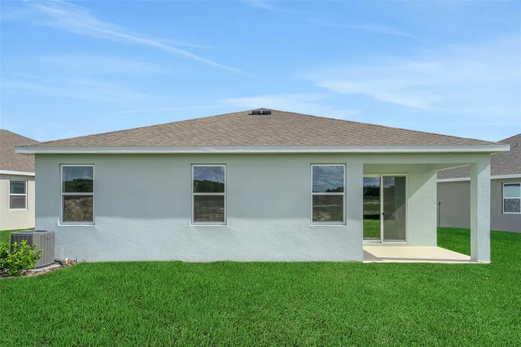 1018 Swamp Chestnut Loop Lady Lake FL 32159