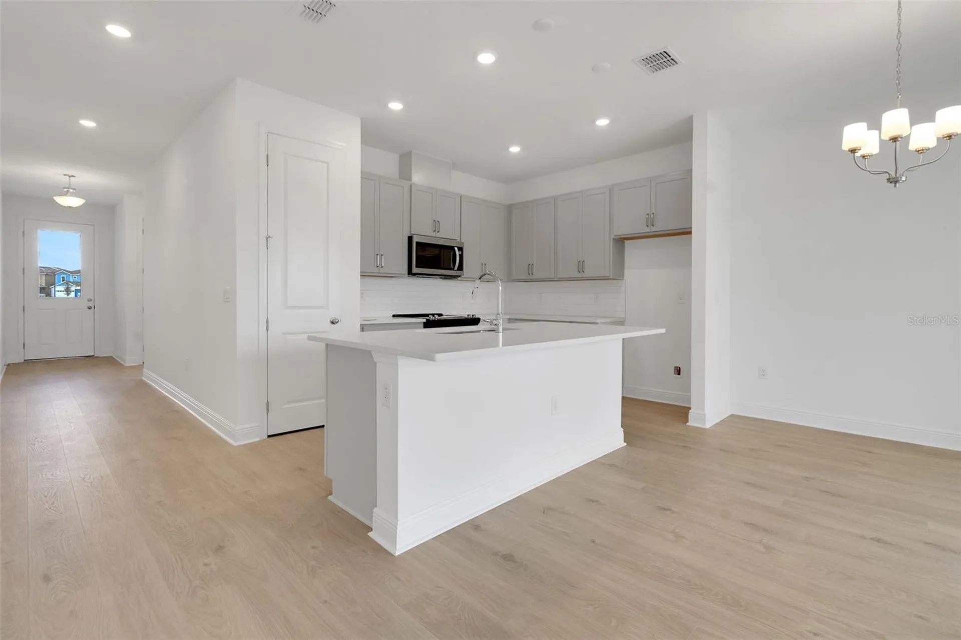 1018 Swamp Chestnut Loop Lady Lake FL 32159