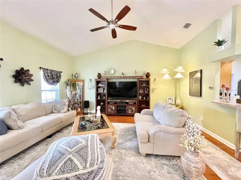 25336 SW 22nd Avenue Newberry FL 32669