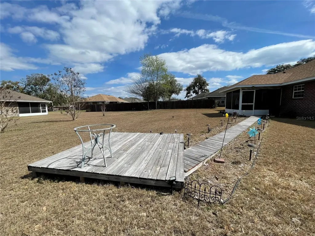 25336 SW 22nd Avenue Newberry FL 32669