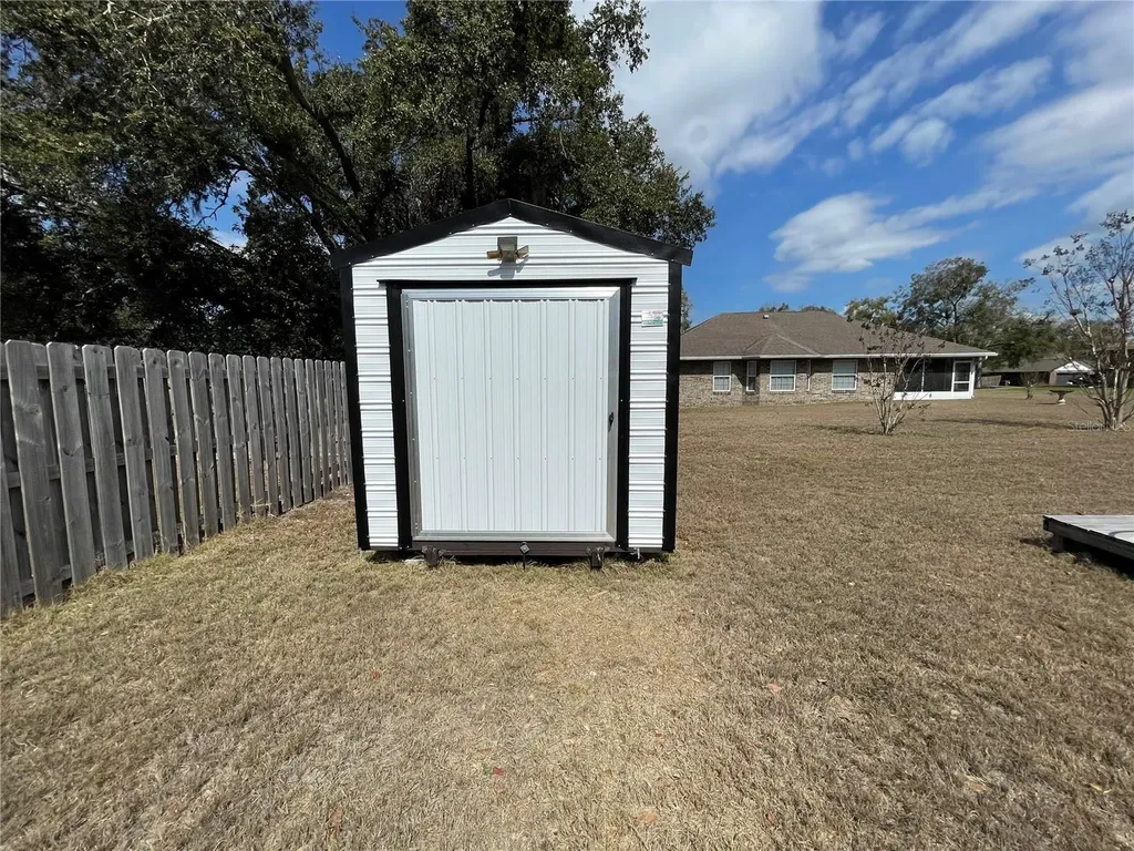 25336 SW 22nd Avenue Newberry FL 32669